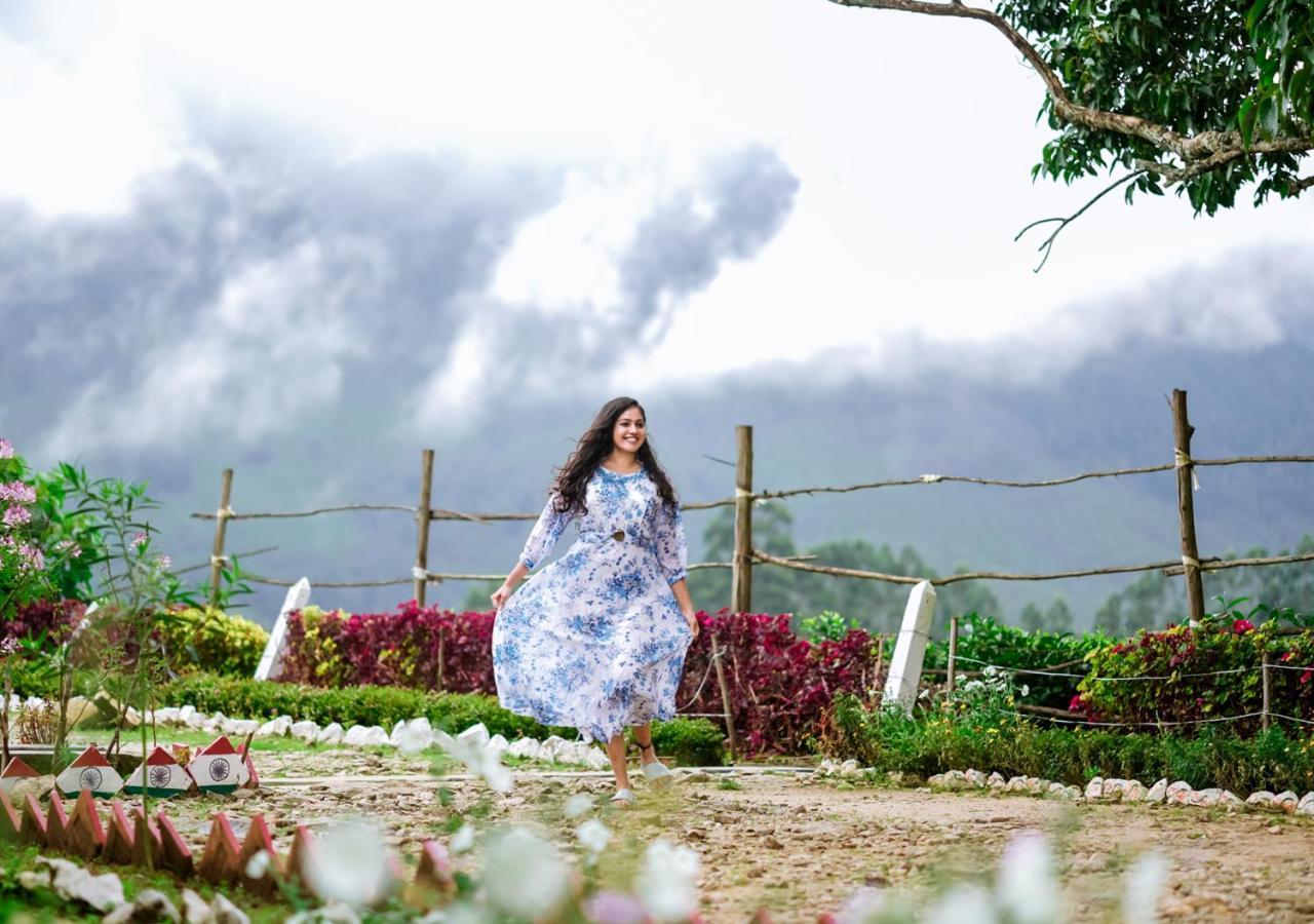 Arivikad Tea Bungalow Munnar By Voye Homes Suryanelli Eksteriør billede